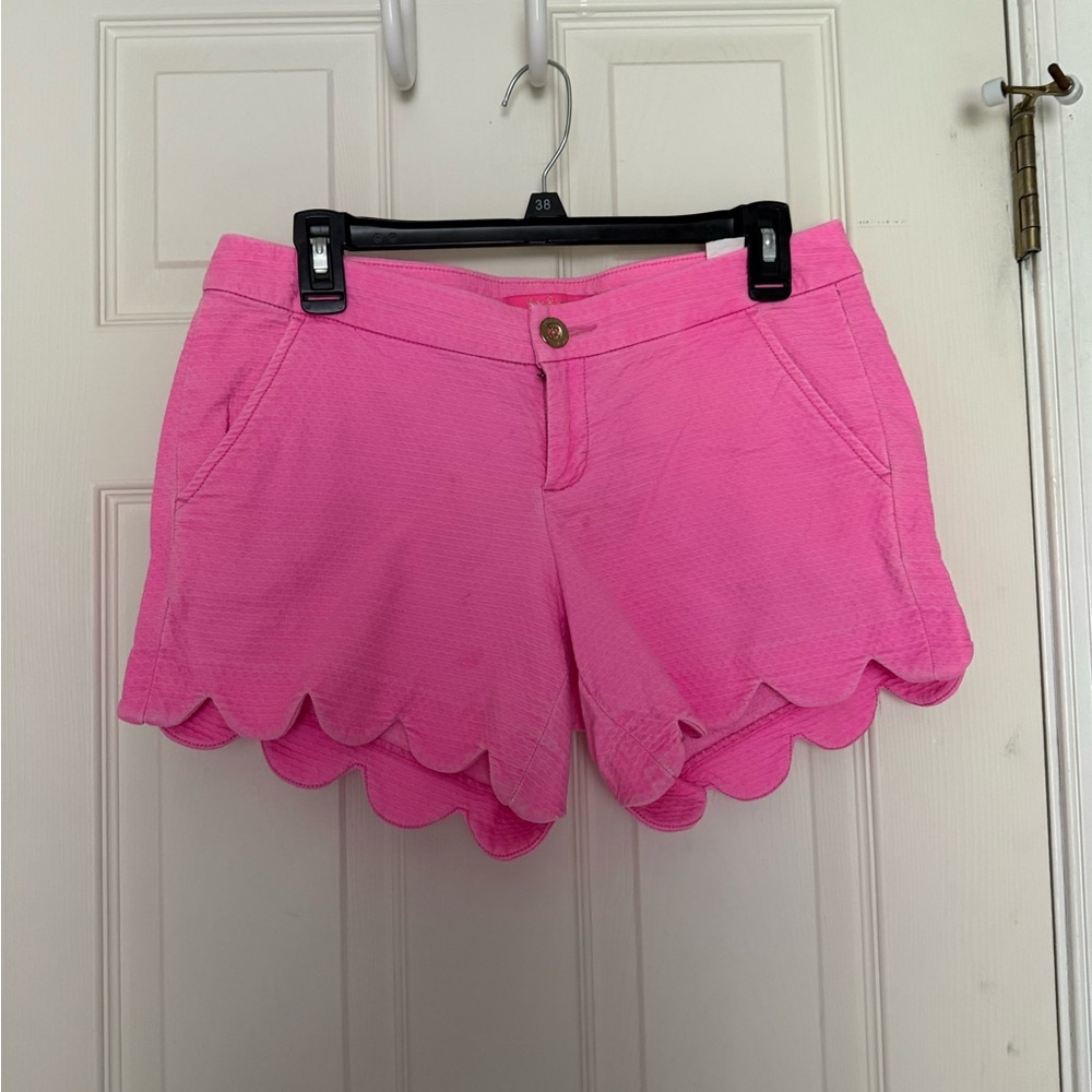 Lilly Pulitzer Buttercup Shorts in Pink.